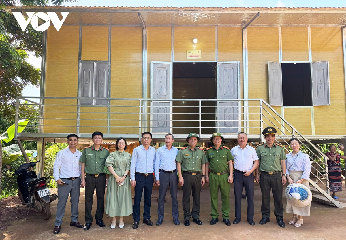 quảng trị hoàn thành xoá nhà tạm, nhà dột nát hình ảnh 3 quang tri hoan thanh xoa nha tam, nha dot nat hinh anh 3