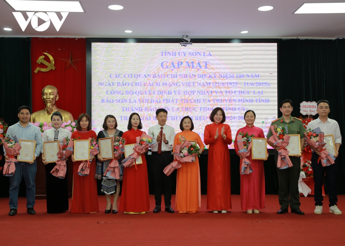 giải báo chí suối reo tỉnh sơn la đề cập nhiều vấn đề nóng hình ảnh 3 giai bao chi suoi reo tinh son la de cap nhieu van de nong hinh anh 3