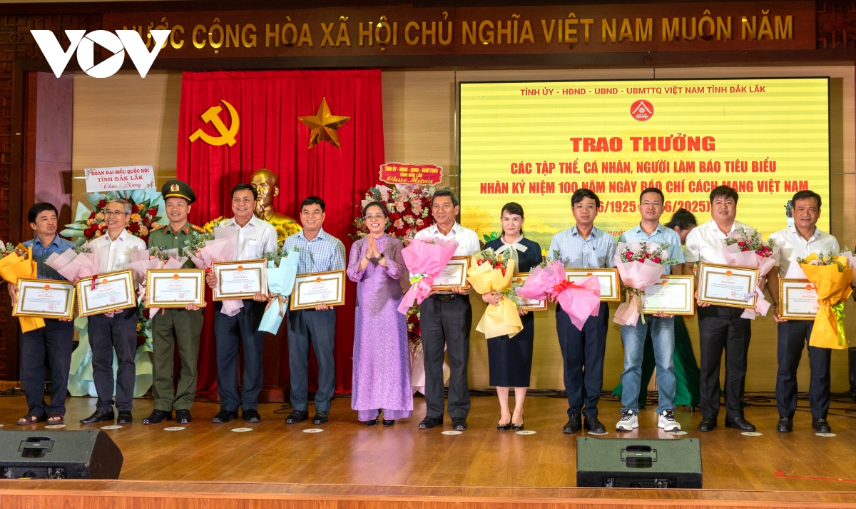 báo chí đi trước, mở đường, tạo sự đồng thuận trong nhận thức và hành động hình ảnh 1 bao chi di truoc, mo duong, tao su dong thuan trong nhan thuc va hanh dong hinh anh 1