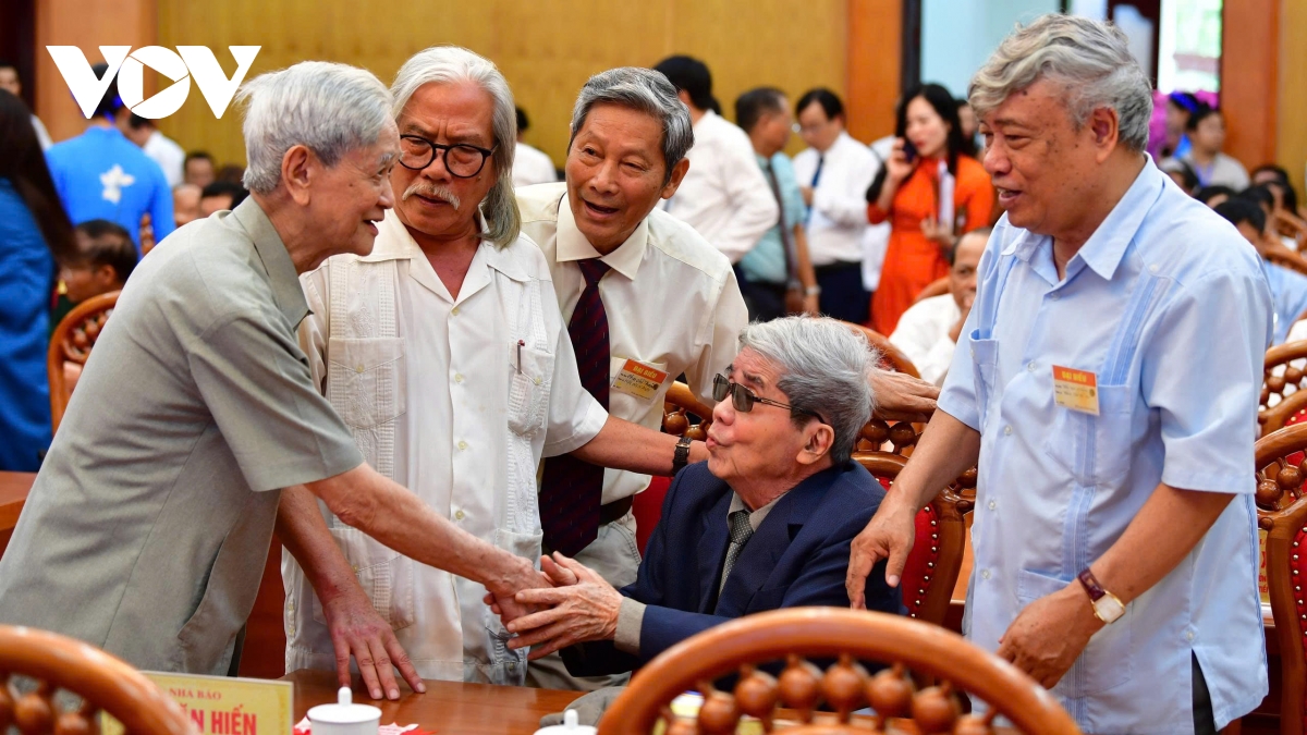 Ông nguyễn trọng nghĩa báo chí xây đắp niềm tin xã hội, thổi bùng khát vọng thịnh vượng hình ảnh 1 Ong nguyen trong nghia bao chi xay dap niem tin xa hoi, thoi bung khat vong thinh vuong hinh anh 1