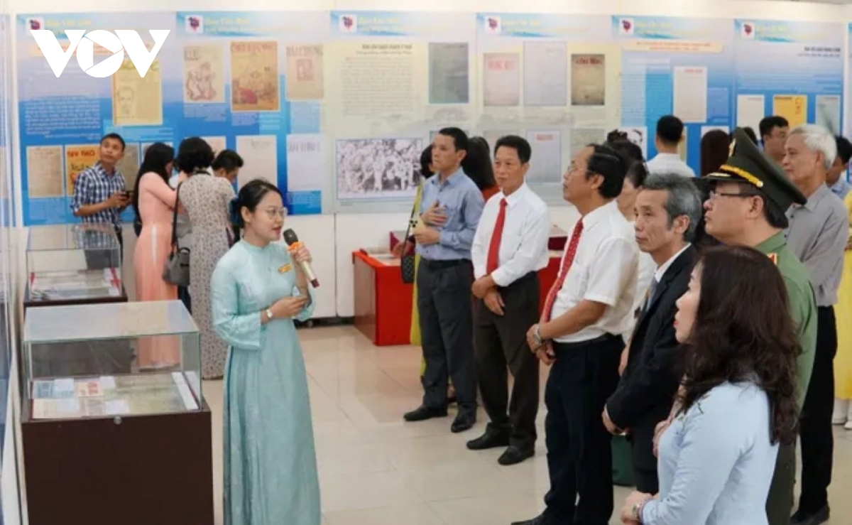 báo chí huế- dòng chảy song hành cùng lịch sử cách mạng hình ảnh 3 bao chi hue- dong chay song hanh cung lich su cach mang hinh anh 3