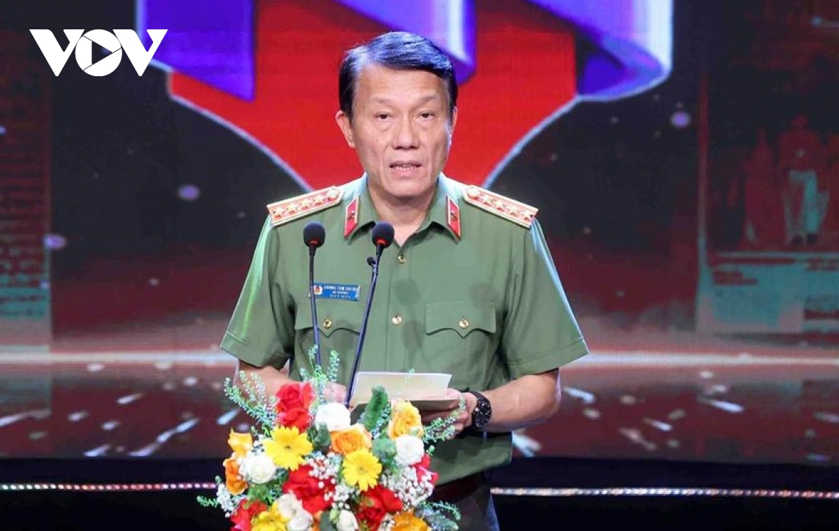 Dai tuong luong tam quang bao chi la cau noi giua luc luong cong an va nhan dan hinh anh 1