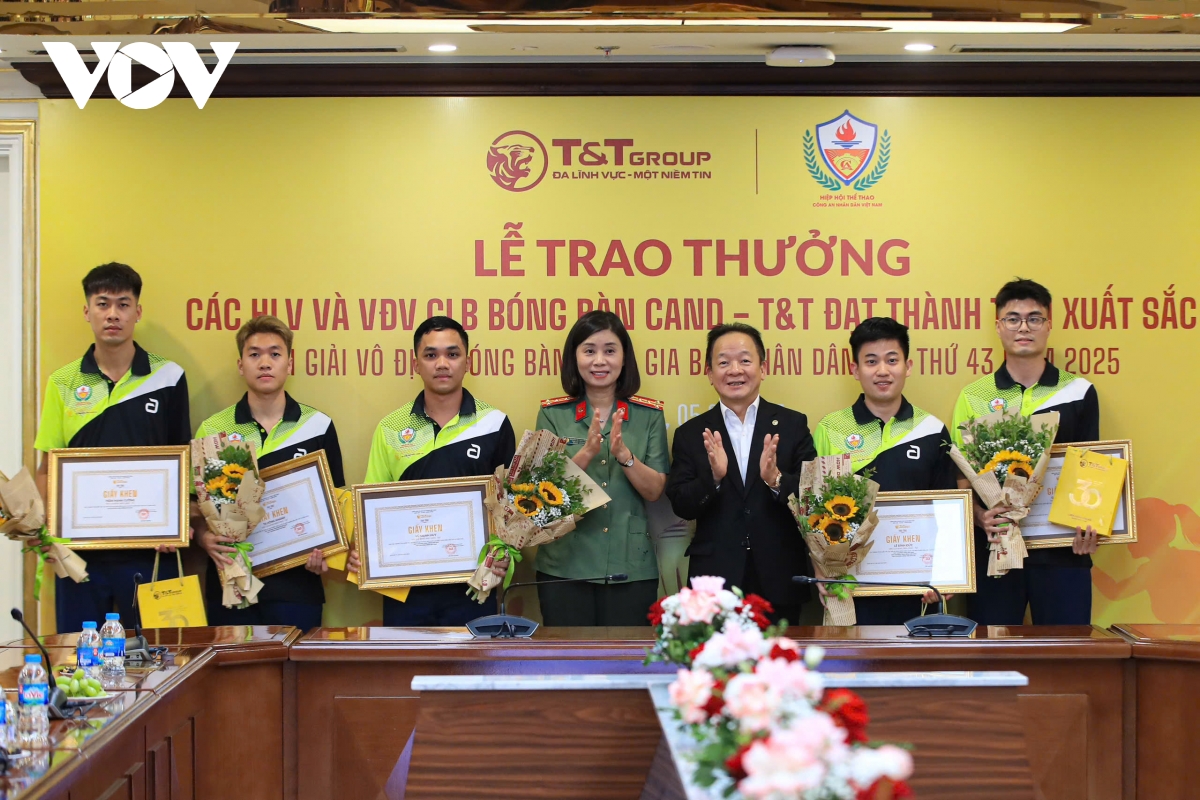 lien tiep gat hai thanh tich xuat sac, clb bong ban cand t t nhan thuong cuc lon hinh anh 4