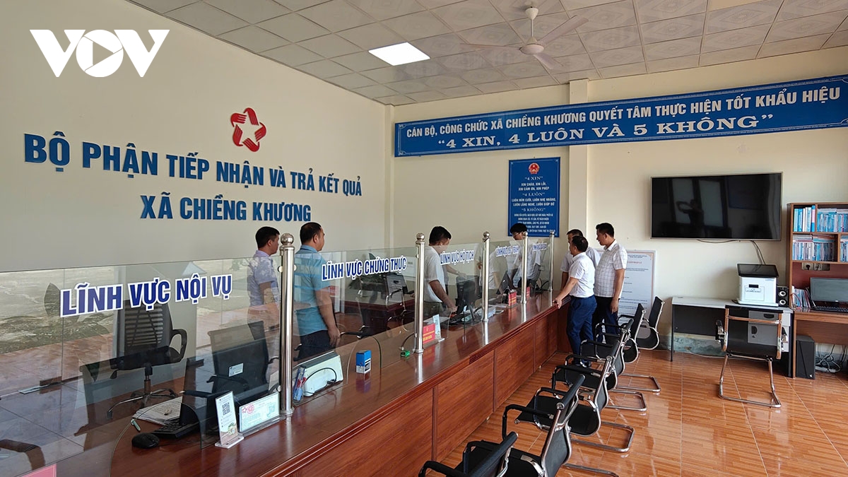 can bo xa vung bien son la san sang lam tot nhiem vu sau sap nhap hinh anh 2