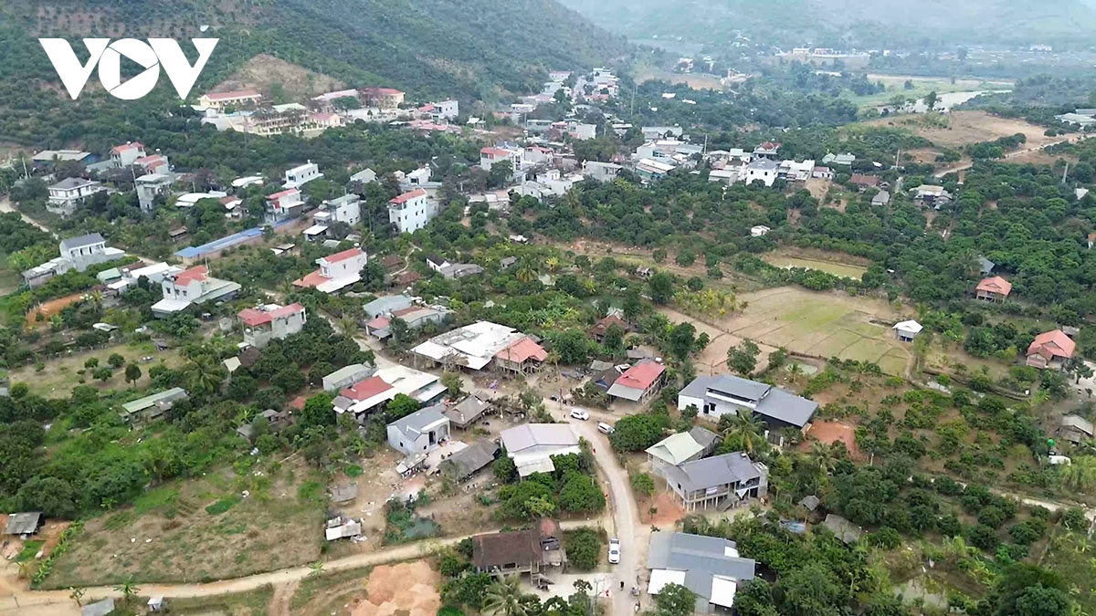 can bo xa vung bien son la san sang lam tot nhiem vu sau sap nhap hinh anh 4
