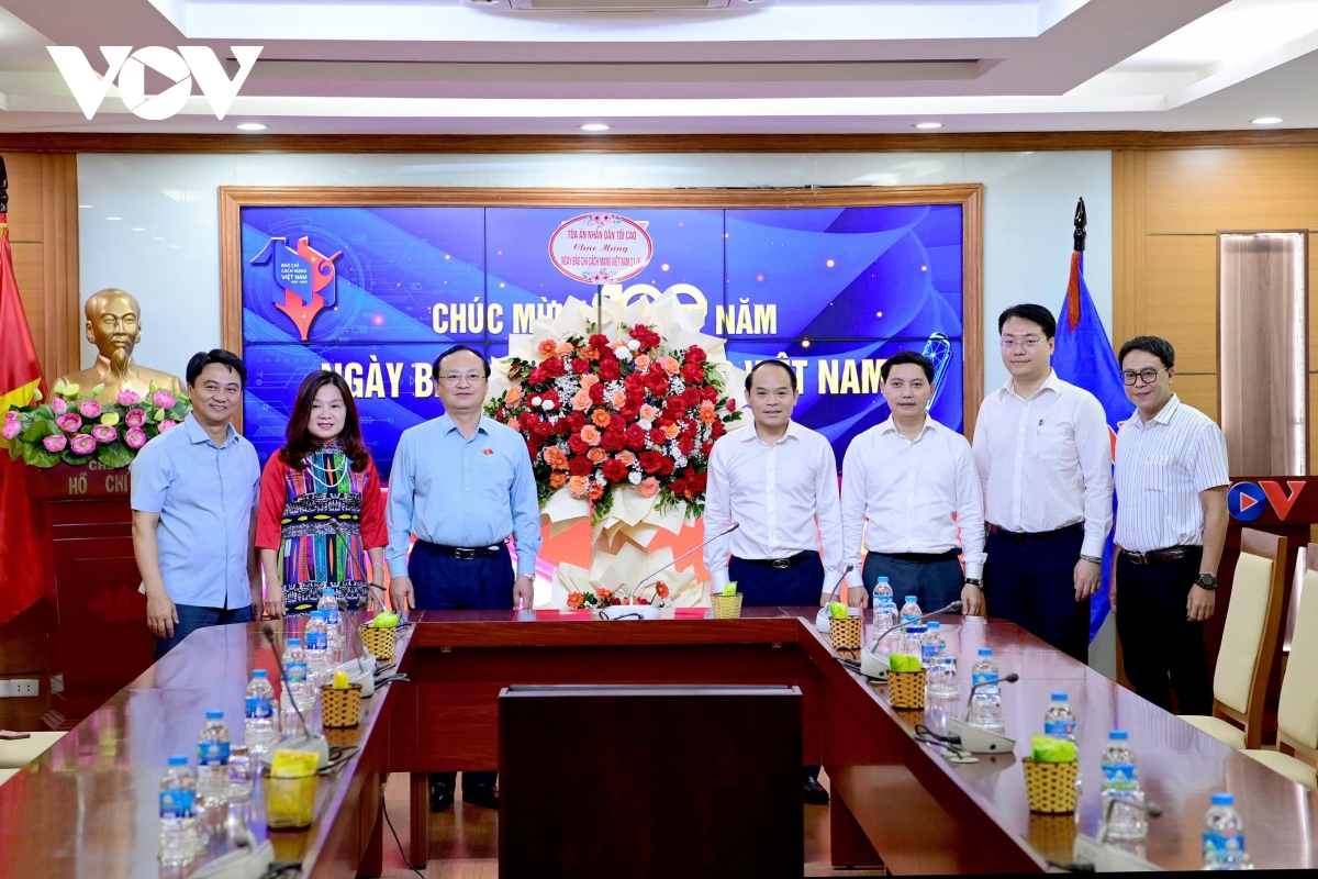 nhieu bo, nganh, dia phuong chuc mung vov nhan ngay bao chi cach mang viet nam hinh anh 4