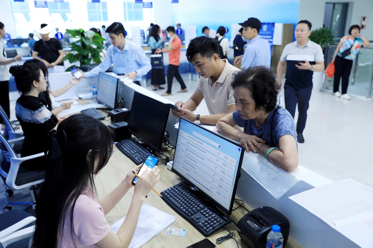 Ứng dụng công nghệ giúp giảm tải hồ sơ, nâng chất lượng phục vụ hành chính công