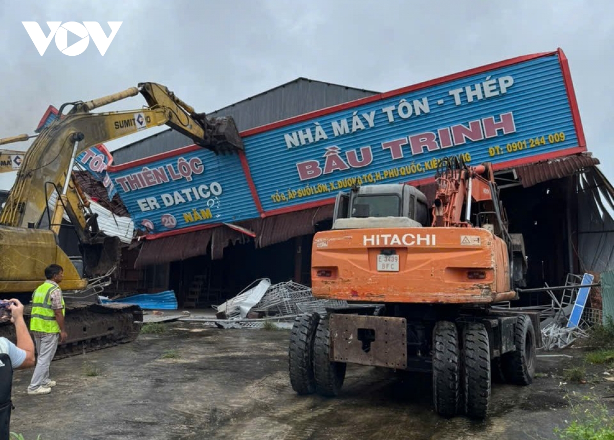 Phú Quốc cưỡng chế thêm 2 trường hợp chiếm đất nhà nước xây dựng trái phép