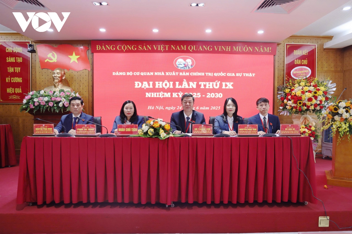 Đại hội lần thứ ix nhà xuất bản chính trị quốc gia sự thật hình ảnh 1 Dai hoi lan thu ix nha xuat ban chinh tri quoc gia su that hinh anh 1