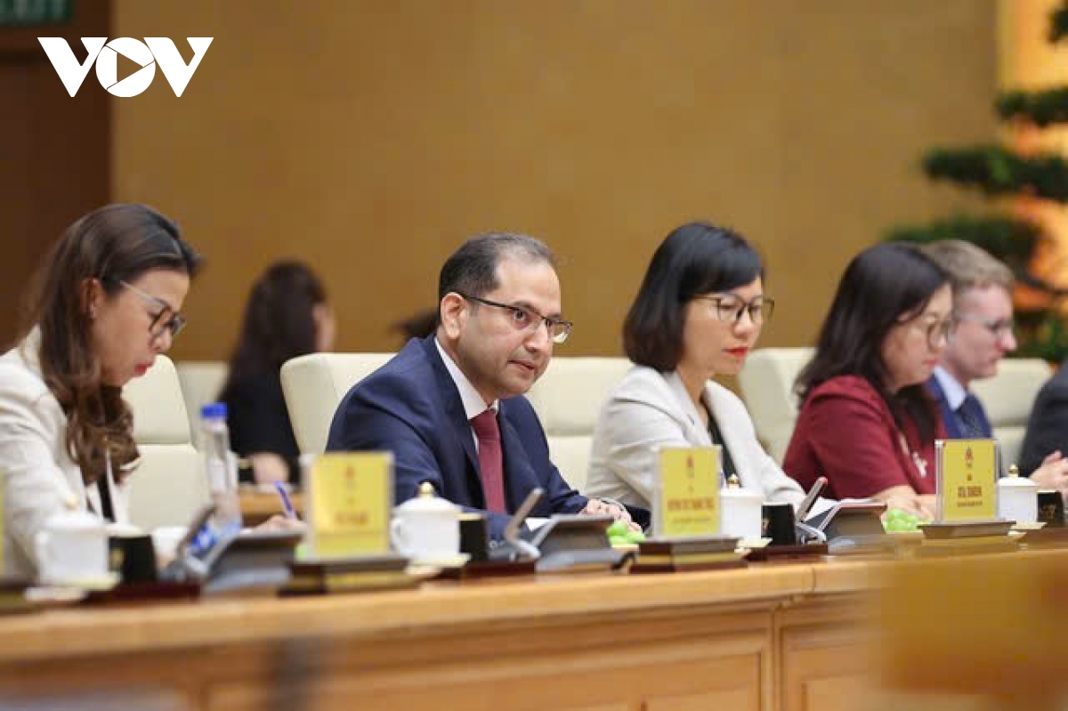 thu tuong pham minh chinh keu goi anh quoc, cac doanh nghiep thuc hien 6 dot pha hinh anh 4