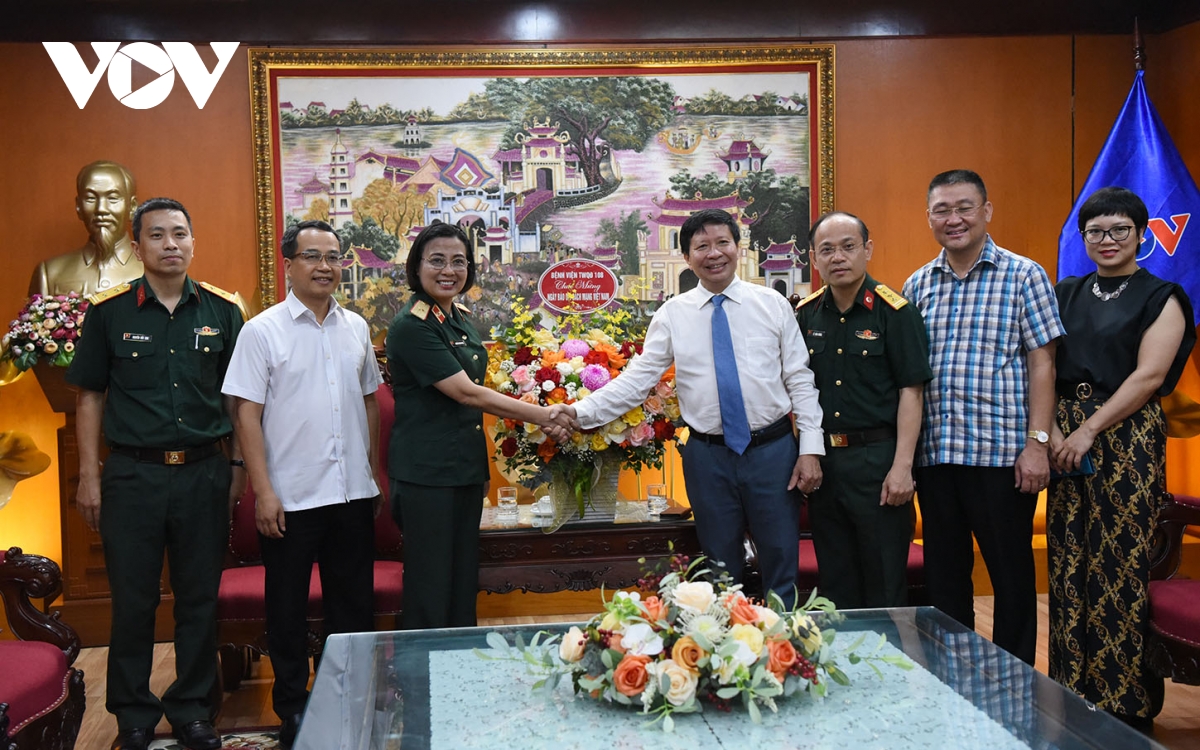 bao chi hien dai phai dam nhiem vai tro nguoi gac cong thong tin hinh anh 7