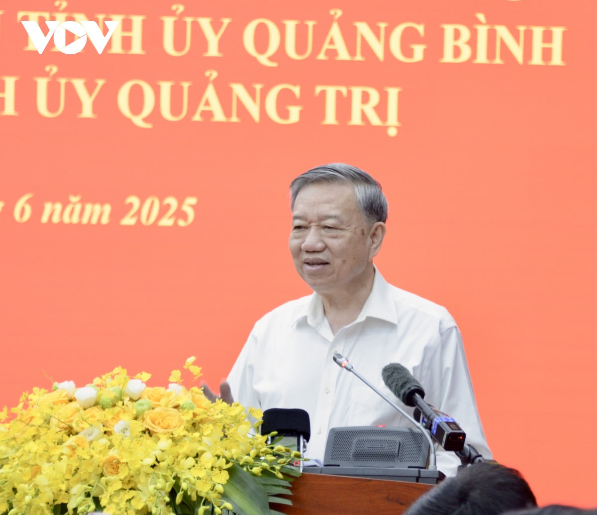 Tổng Bí thư: Phải xác định rõ các trục phát triển ven biển - cảng biển - đô thị