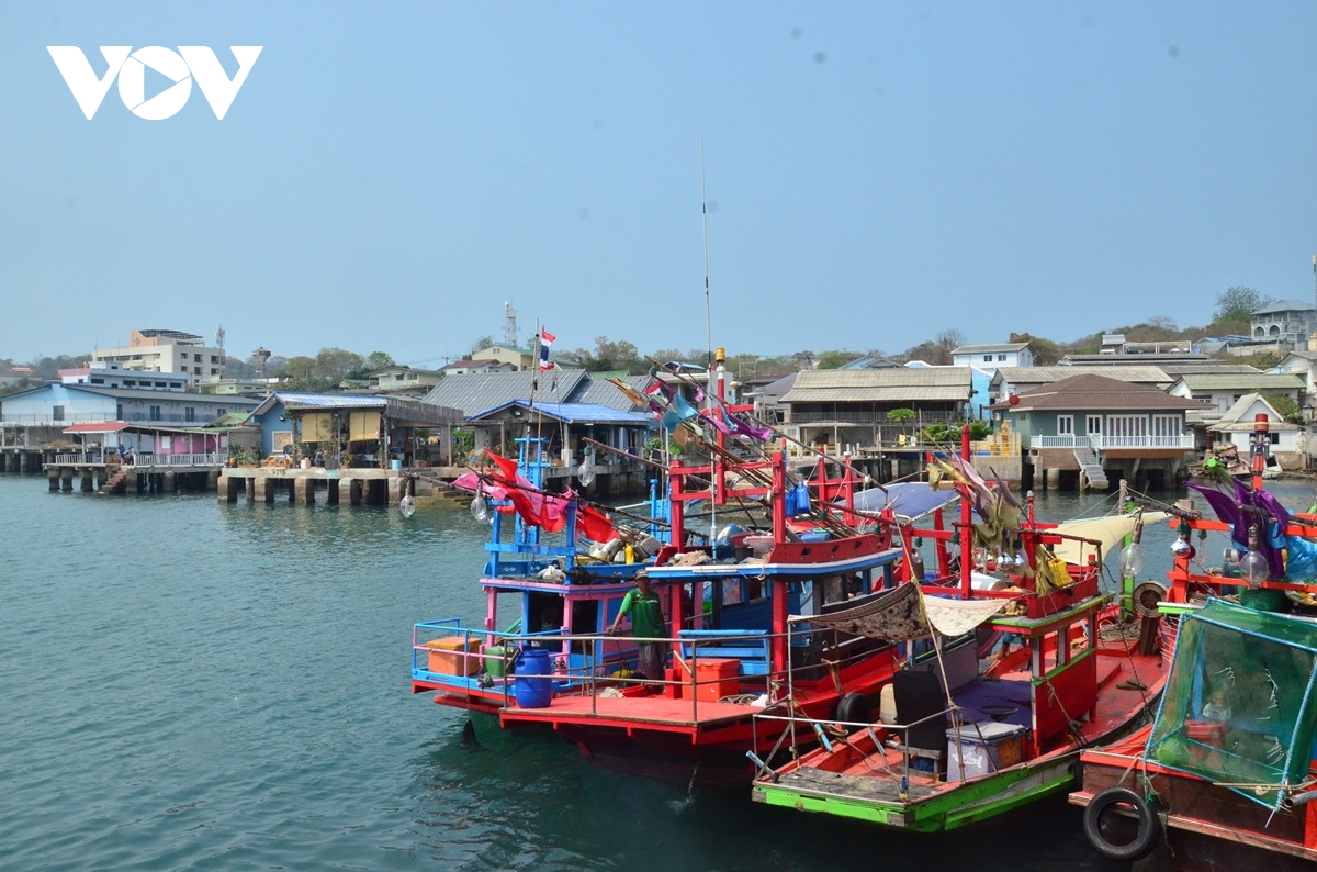 ngư dân đảo koh si chang, thái lan Đổi mới cách làm để giữ nghề truyền thống hình ảnh 5 ngu dan dao koh si chang, thai lan Doi moi cach lam de giu nghe truyen thong hinh anh 5
