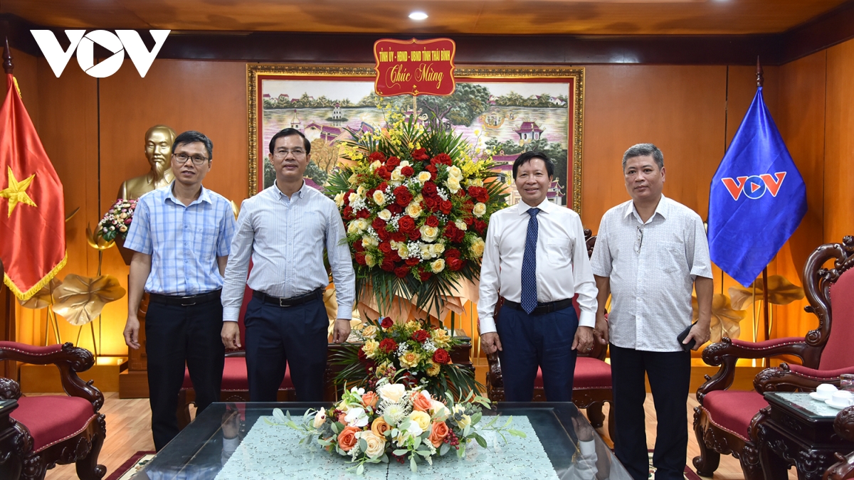 nhiều bộ, ngành, địa phương chúc mừng vov nhân ngày báo chí cách mạng việt nam hình ảnh 18 nhieu bo, nganh, dia phuong chuc mung vov nhan ngay bao chi cach mang viet nam hinh anh 18