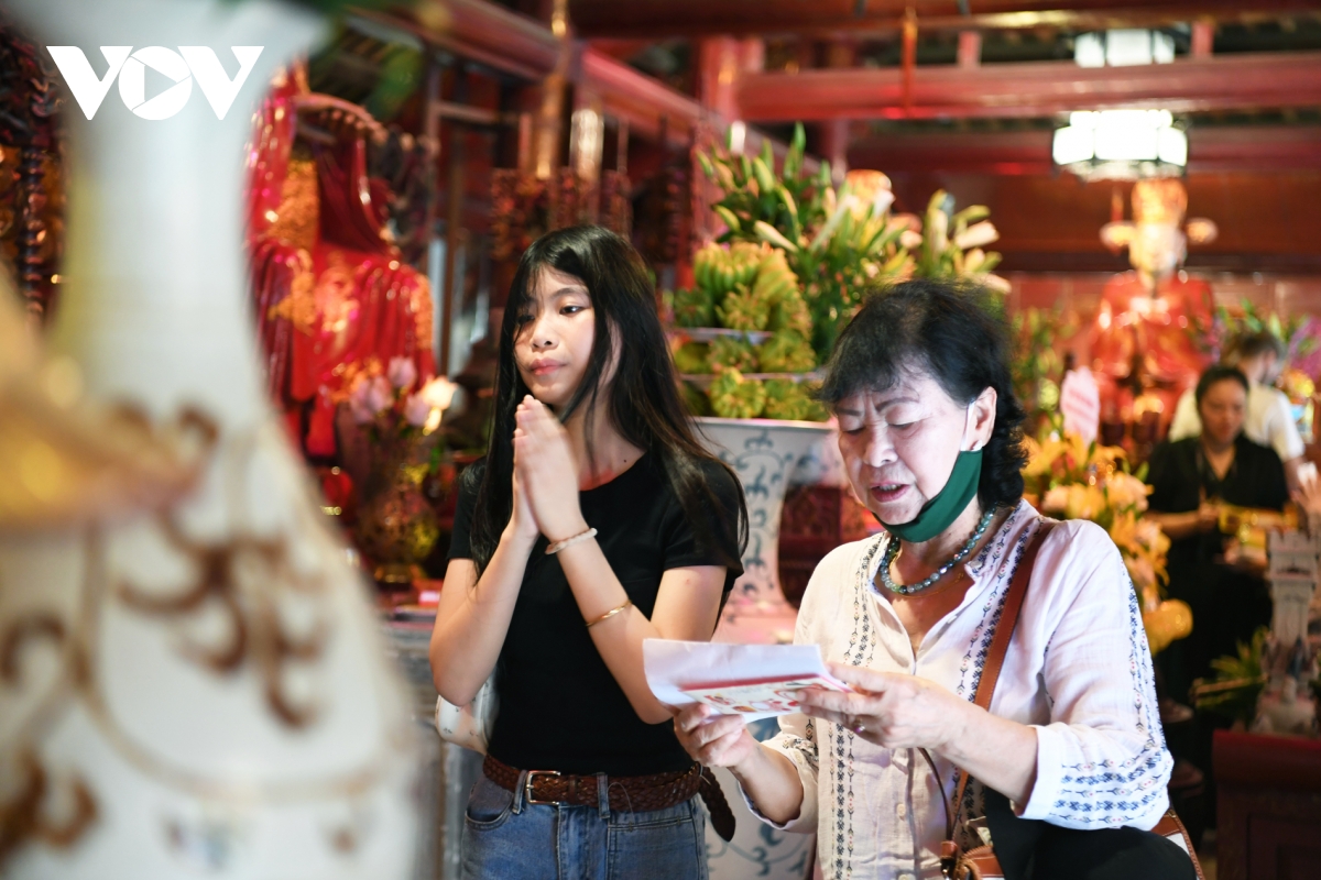 văn miếu - quốc tử giám mùa tấp nập sĩ tử hình ảnh 5 van mieu - quoc tu giam mua tap nap si tu hinh anh 5