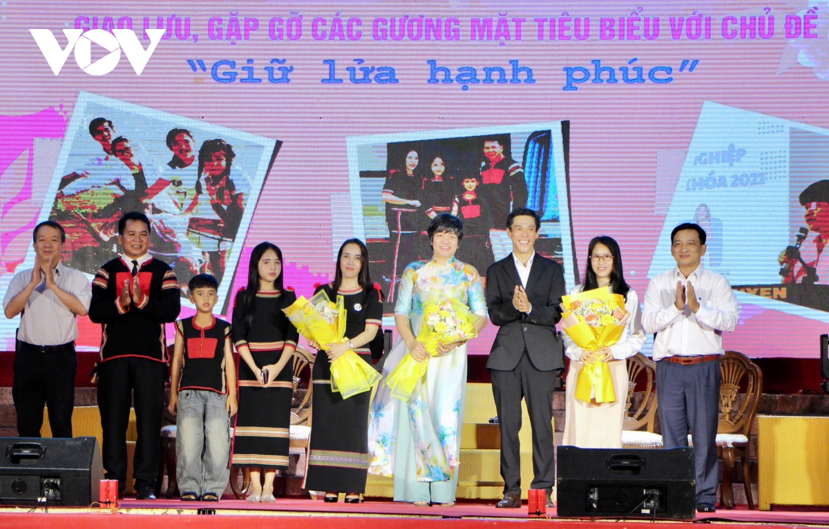 giữ lửa hạnh phúc từ buôn làng đến phố thị Đắk lắk hình ảnh 3 giu lua hanh phuc tu buon lang den pho thi Dak lak hinh anh 3
