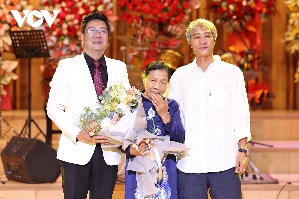nsnd quốc hưng nhậm chức giám đốc học viện Âm nhạc quốc gia việt nam hình ảnh 3 nsnd quoc hung nham chuc giam doc hoc vien Am nhac quoc gia viet nam hinh anh 3