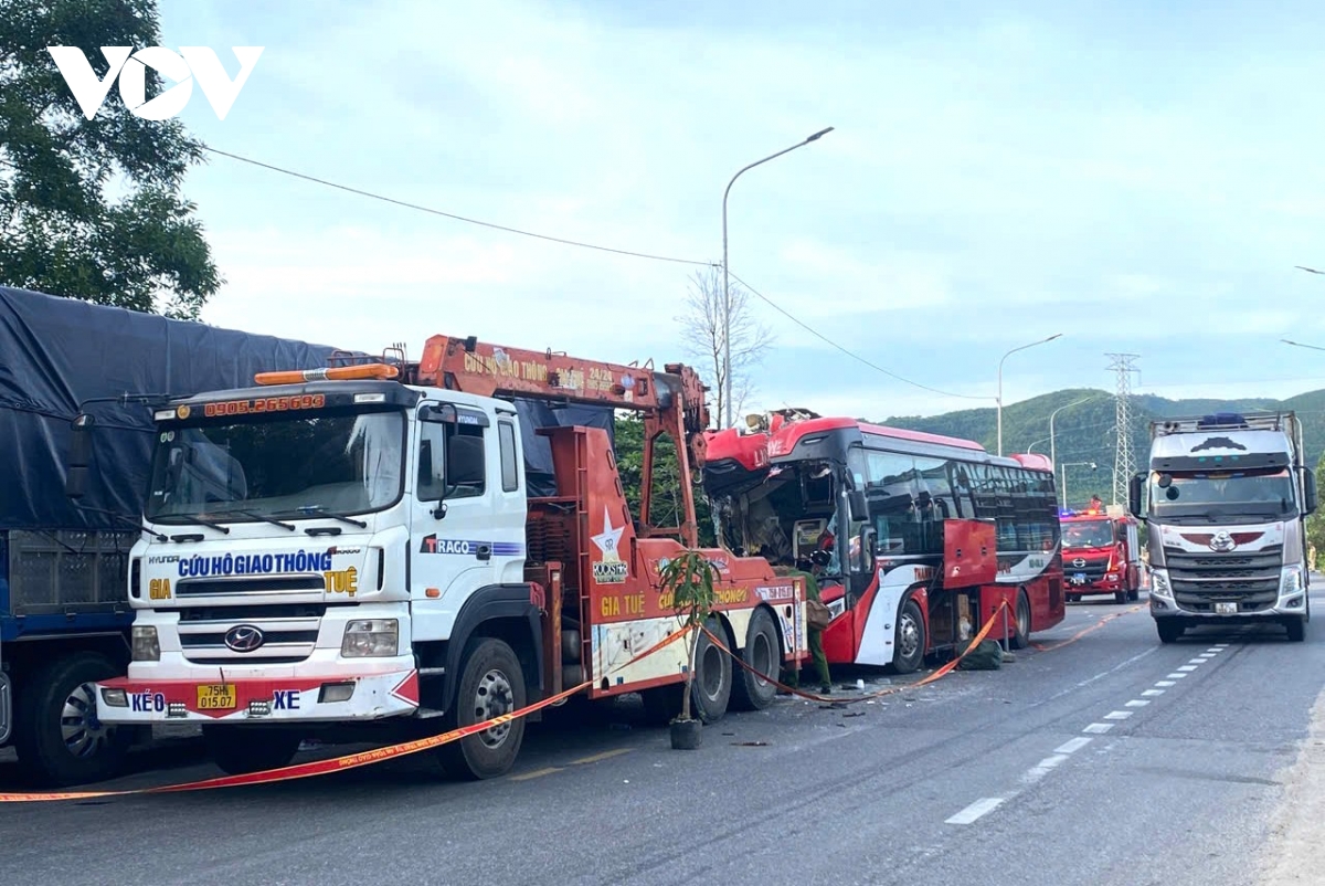 tai nạn trên đường tránh huế khiến 1 người chết, 5 người bị thương hình ảnh 2 tai nan tren duong tranh hue khien 1 nguoi chet, 5 nguoi bi thuong hinh anh 2