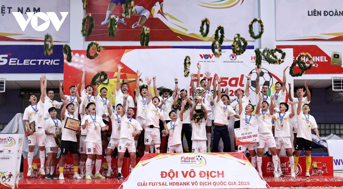 Toàn cảnh Lễ bế mạc Giải Futsal HDBank Vô địch Quốc gia 2025