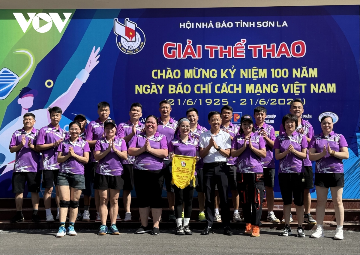sơn la sôi nổi giải thể thao chào mừng 100 năm ngày báo chí cách mạng việt nam hình ảnh 3 son la soi noi giai the thao chao mung 100 nam ngay bao chi cach mang viet nam hinh anh 3