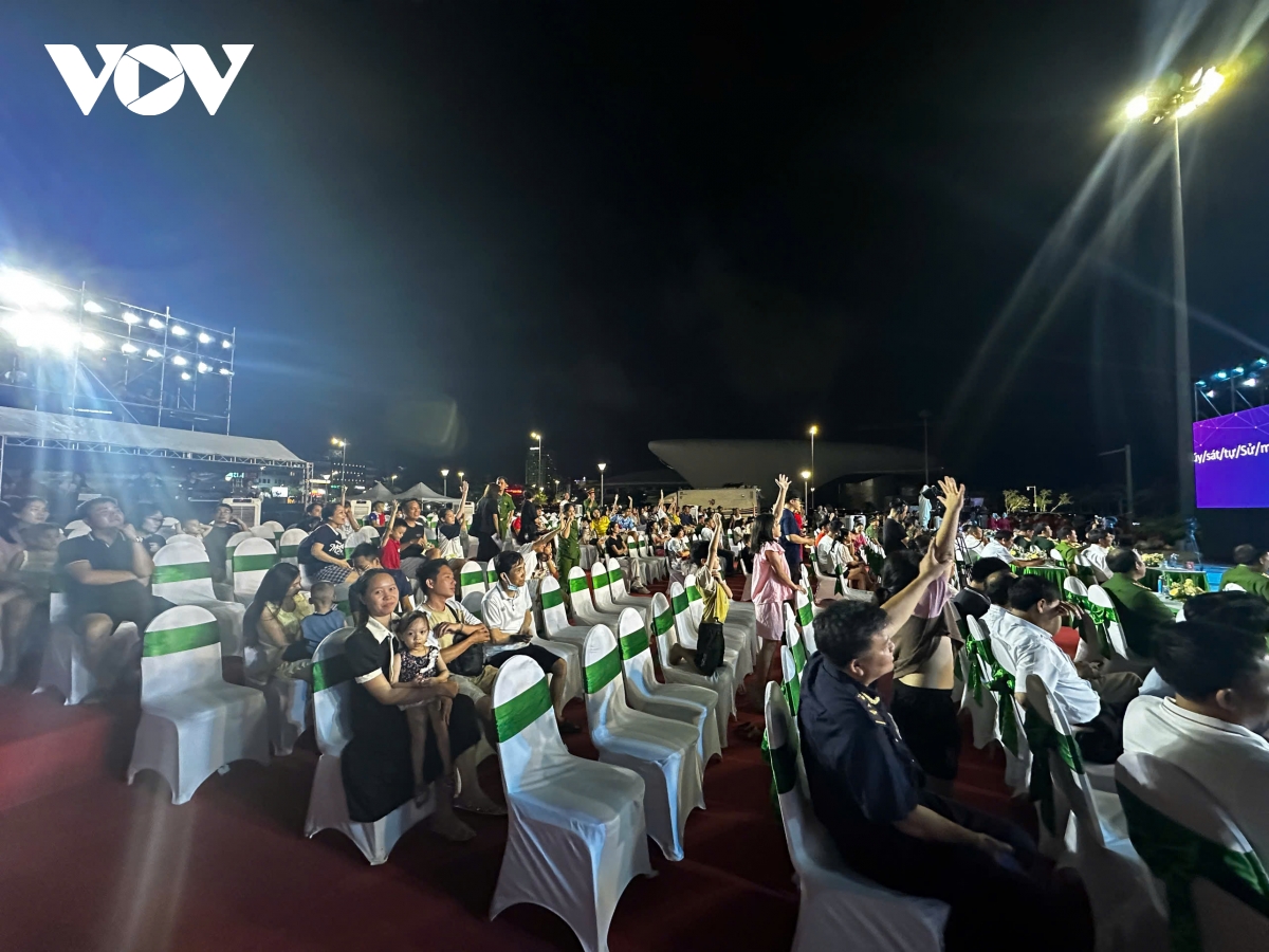 giao lưu nghệ thuật chung một quyết tâm vì cộng đồng không ma túy hình ảnh 5 giao luu nghe thuat chung mot quyet tam vi cong dong khong ma tuy hinh anh 5