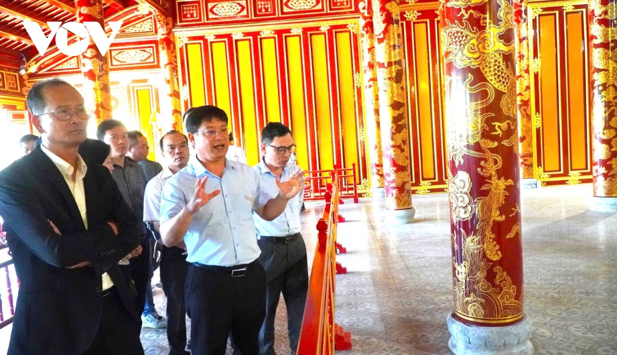 xử lý kỷ luật sau sự cố ngai vàng bị xâm hại chưa rõ trách nhiệm người đứng đầu hình ảnh 6 xu ly ky luat sau su co ngai vang bi xam hai chua ro trach nhiem nguoi dung dau hinh anh 6
