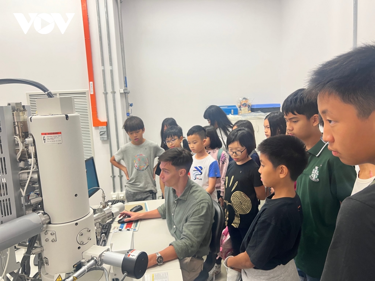 khơi nguồn đam mê khoa học cho thế hệ trẻ người việt tại singapore hình ảnh 5 khoi nguon dam me khoa hoc cho the he tre nguoi viet tai singapore hinh anh 5