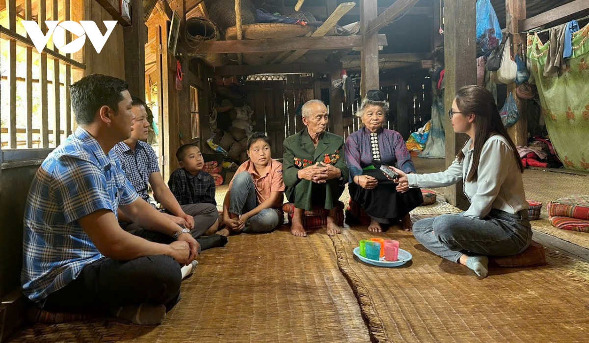 hun duc tinh yeu nghe trong dieu kien dia ban vat va, kho khan hinh anh 4