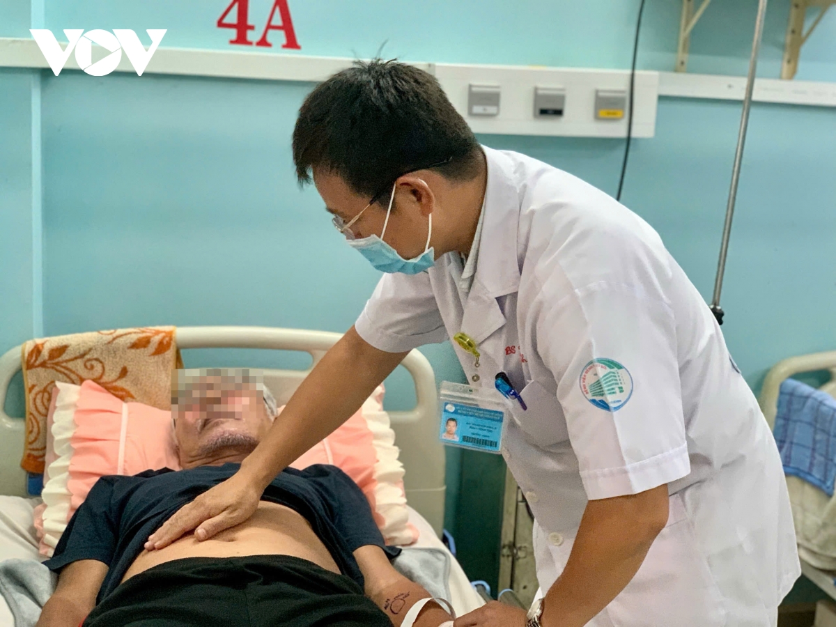 sốt xuất huyết diễn biến bất thường, người béo phì đối mặt nguy cơ trở nặng hình ảnh 2 sot xuat huyet dien bien bat thuong, nguoi beo phi doi mat nguy co tro nang hinh anh 2