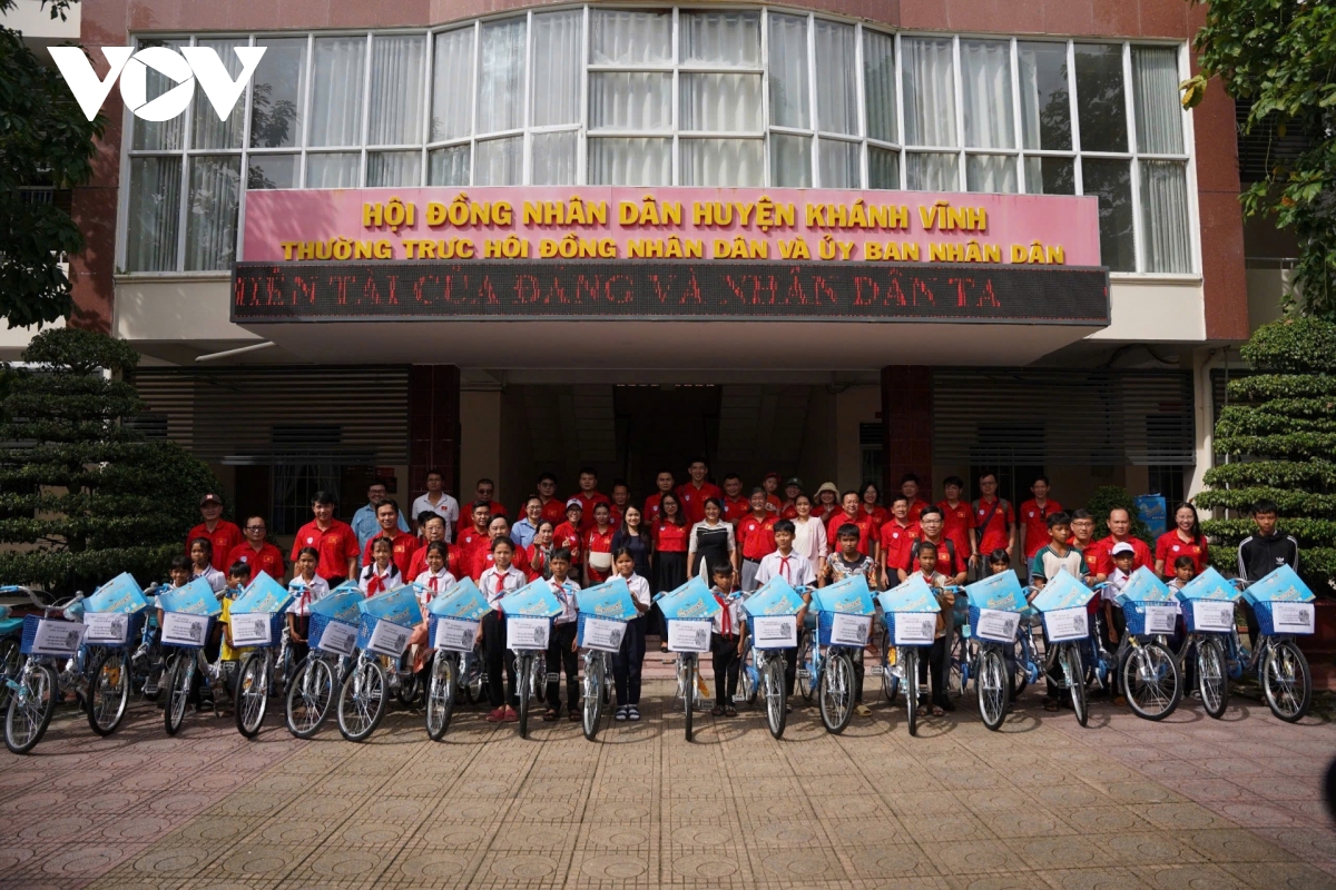 báo chí góp phần quảng bá hình ảnh khánh hòa phát triển hình ảnh 1 bao chi gop phan quang ba hinh anh khanh hoa phat trien hinh anh 1