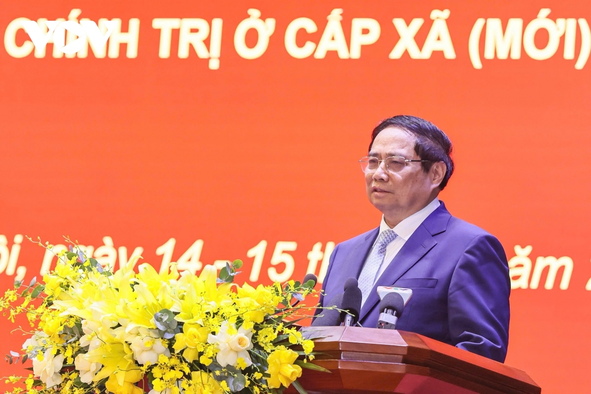 Triển khai chính quyền địa phương 2 cấp để mang lại hạnh phúc cho nhân dân