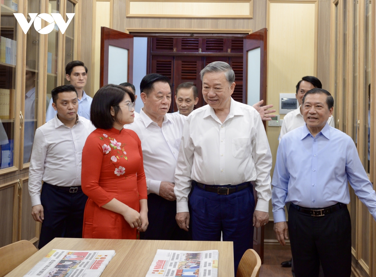 tổng bí thư tô lâm làm việc với ban tuyên giáo và dân vận trung ương hình ảnh 6 tong bi thu to lam lam viec voi ban tuyen giao va dan van trung uong hinh anh 6