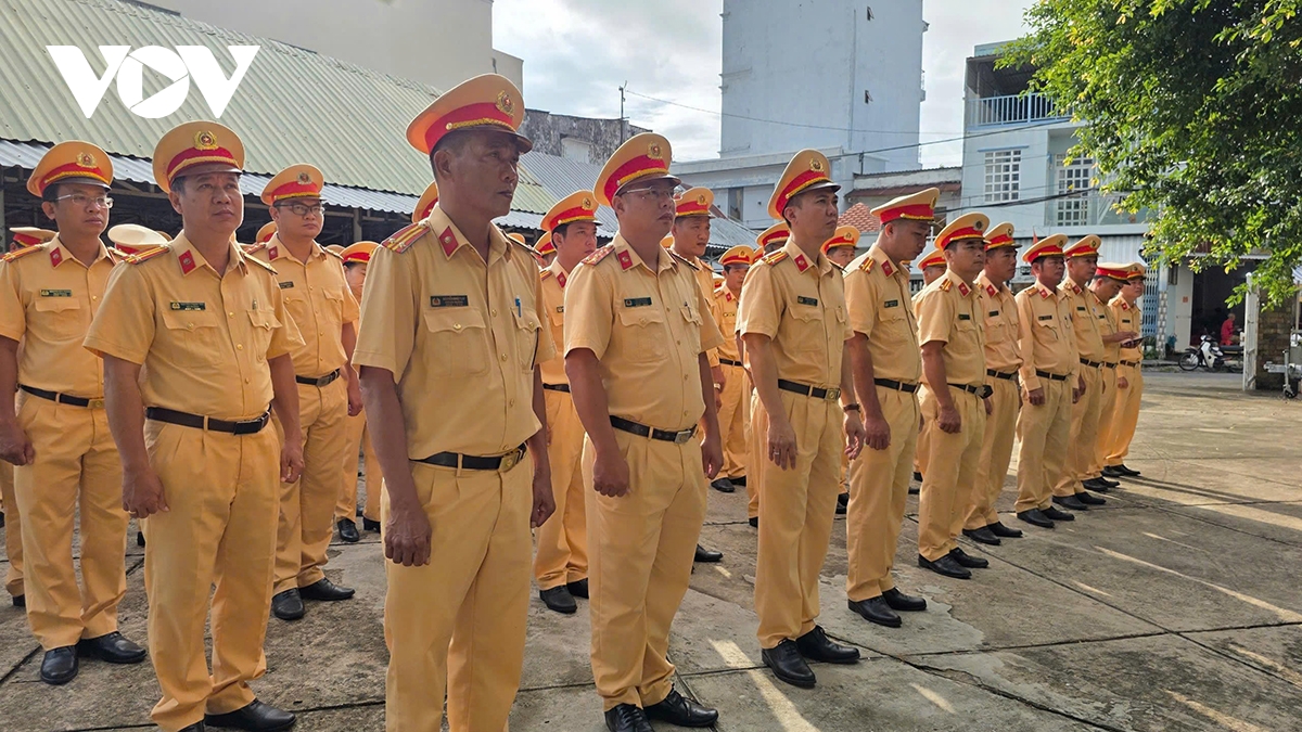 kiên giang tổng kiểm soát phương tiện khai thác và vận chuyển cát, sỏi hình ảnh 1 kien giang tong kiem soat phuong tien khai thac va van chuyen cat, soi hinh anh 1