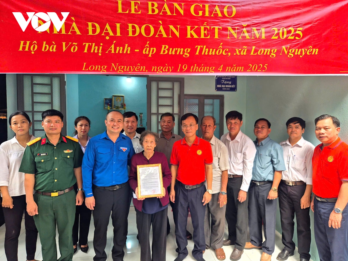 bình dương xóa 403 nhà tạm, dột nát chỉ trong 75 ngày hình ảnh 2 binh duong xoa 403 nha tam, dot nat chi trong 75 ngay hinh anh 2