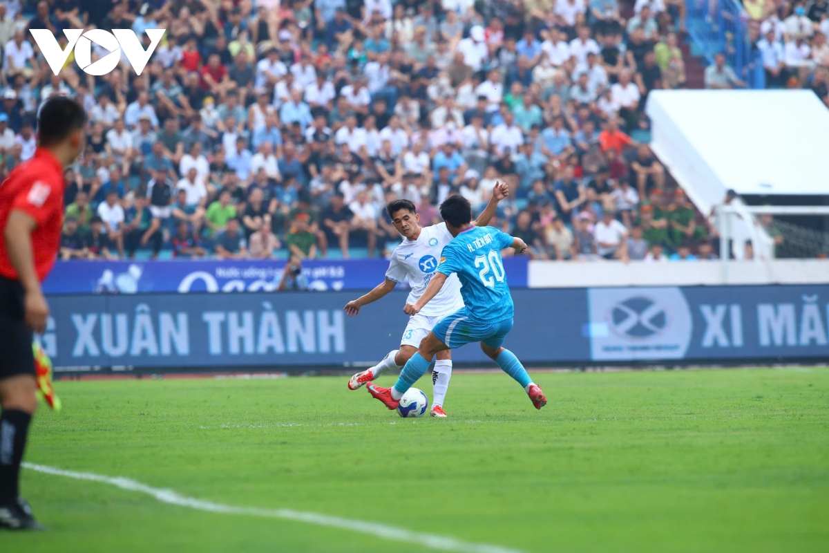 kết quả v-league hôm nay 22 6 nam Định giành thắng lợi ngày nâng cúp vô địch hình ảnh 23 ket qua v-league hom nay 22 6 nam Dinh gianh thang loi ngay nang cup vo dich hinh anh 23