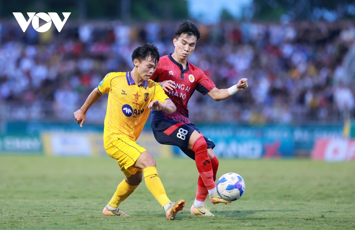 clb cahn thang 5 sao slna, lan dau vo dich cup quoc gia hinh anh 21