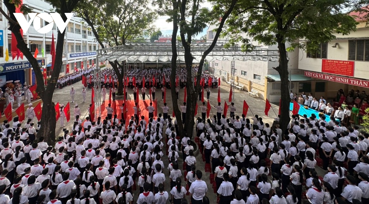 khánh hòa sẵn sàng đón cán bộ, học sinh ninh thuận ra công tác, học tập hình ảnh 2 khanh hoa san sang don can bo, hoc sinh ninh thuan ra cong tac, hoc tap hinh anh 2