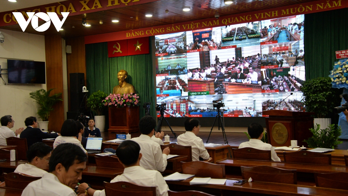 Bí thư TP.HCM chứng kiến vận hành thử nghiệm đồng bộ 168 đơn vị hành chính