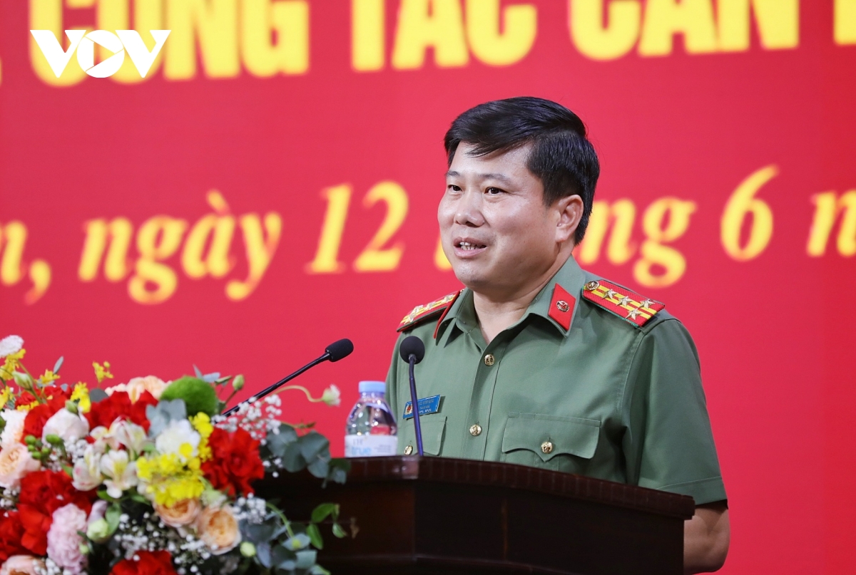 Đại tá vũ văn Đấu làm giám đốc công an tỉnh Điện biên hình ảnh 2 Dai ta vu van Dau lam giam doc cong an tinh Dien bien hinh anh 2