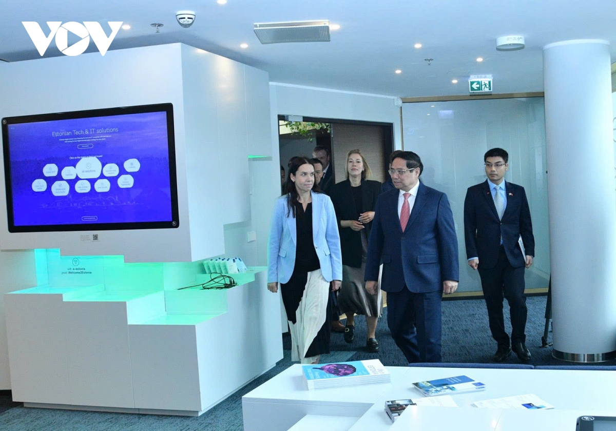 thủ tướng phạm minh chính thăm biểu tượng chính phủ số e-estonia hình ảnh 1 thu tuong pham minh chinh tham bieu tuong chinh phu so e-estonia hinh anh 1