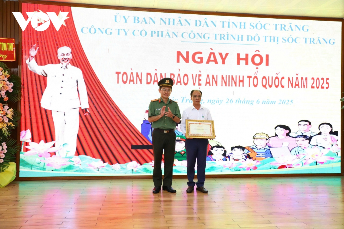 soc trang to chuc ngay hoi toan dan bao ve an ninh to quoc nam 2025 hinh anh 3