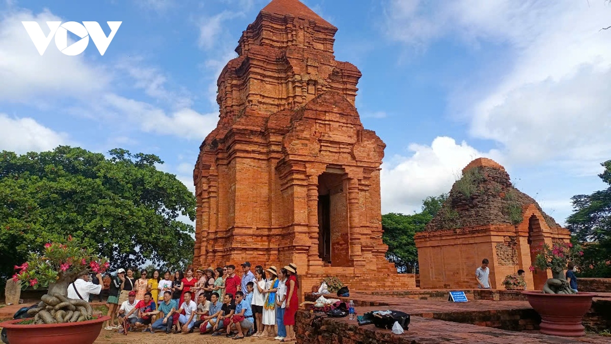 các điểm đến vùng biển của tỉnh lâm Đồng thu hút đông du khách hình ảnh 1 cac diem den vung bien cua tinh lam Dong thu hut dong du khach hinh anh 1