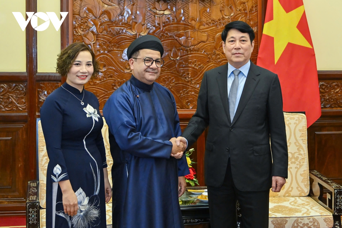 chủ tịch nước lương cường tiếp Đại sứ chile sergio narea đến chào từ biệt hình ảnh 2 chu tich nuoc luong cuong tiep Dai su chile sergio narea den chao tu biet hinh anh 2