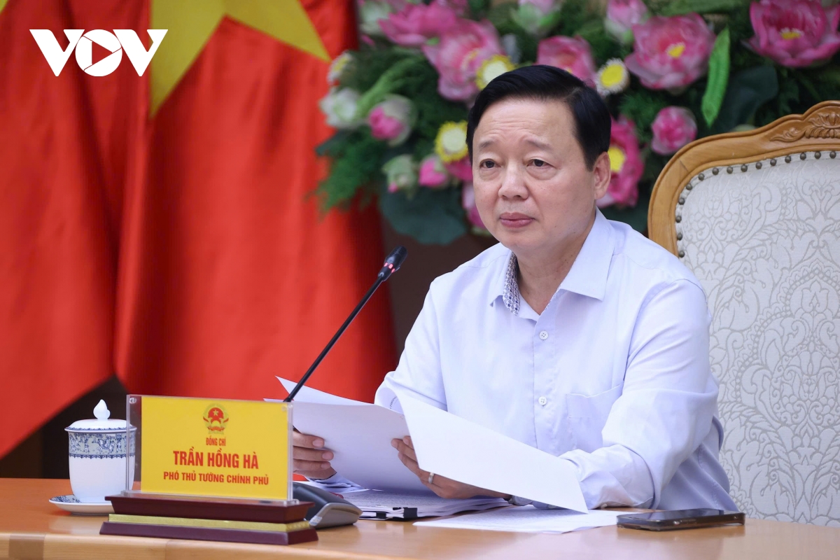 Phó Thủ tướng: Tránh “tháo cái này lại vướng cái kia" khi sửa luật