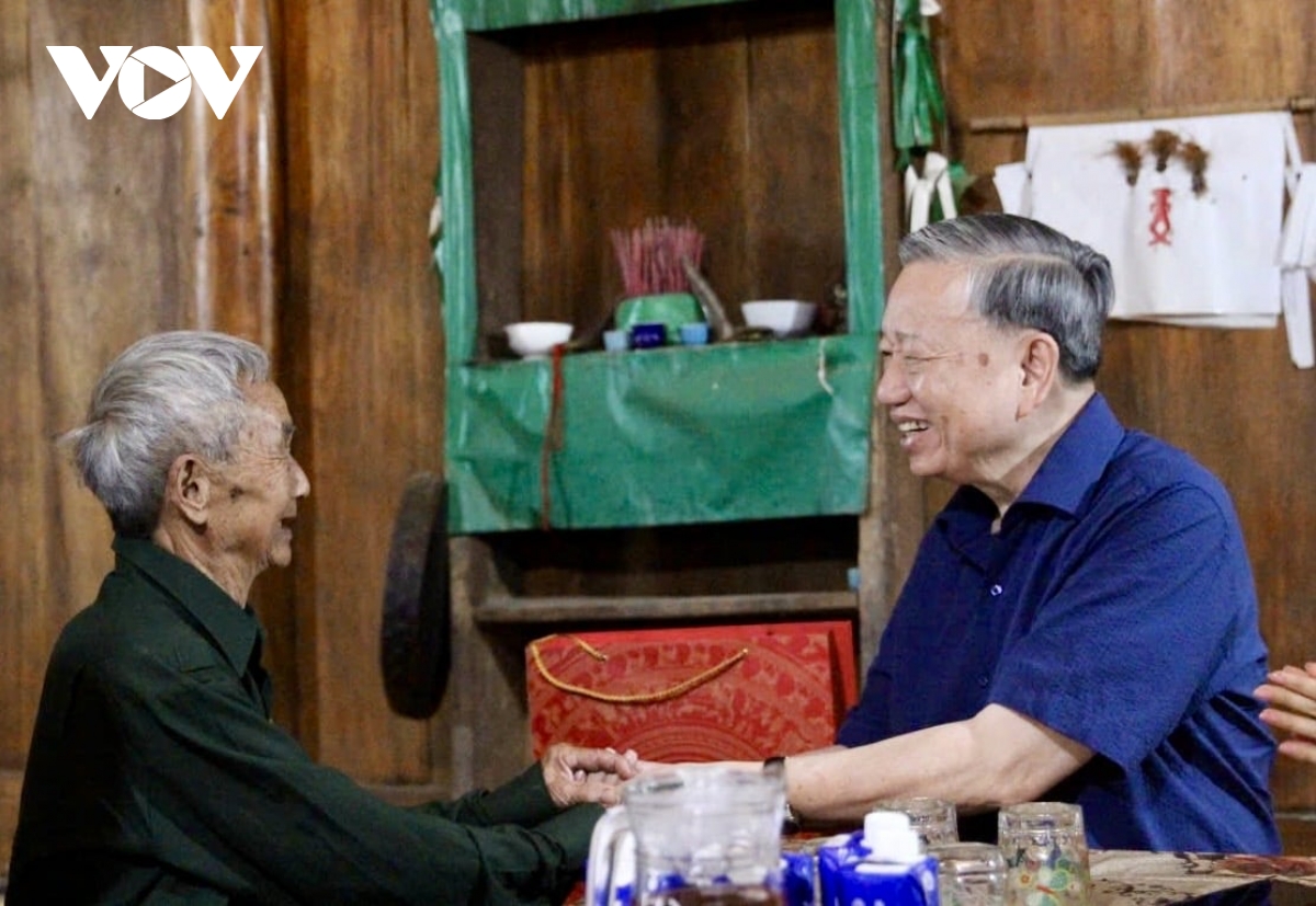 tổng bí thư tô lâm làm việc với chính quyền xã vùng biên giới tỉnh Điện biên hình ảnh 4 tong bi thu to lam lam viec voi chinh quyen xa vung bien gioi tinh Dien bien hinh anh 4
