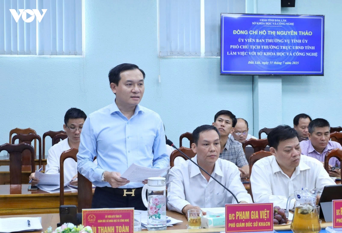 Dak lak thao go nut that ha tang va nhan luc de thuc hien chuyen doi so dong bo hinh anh 1