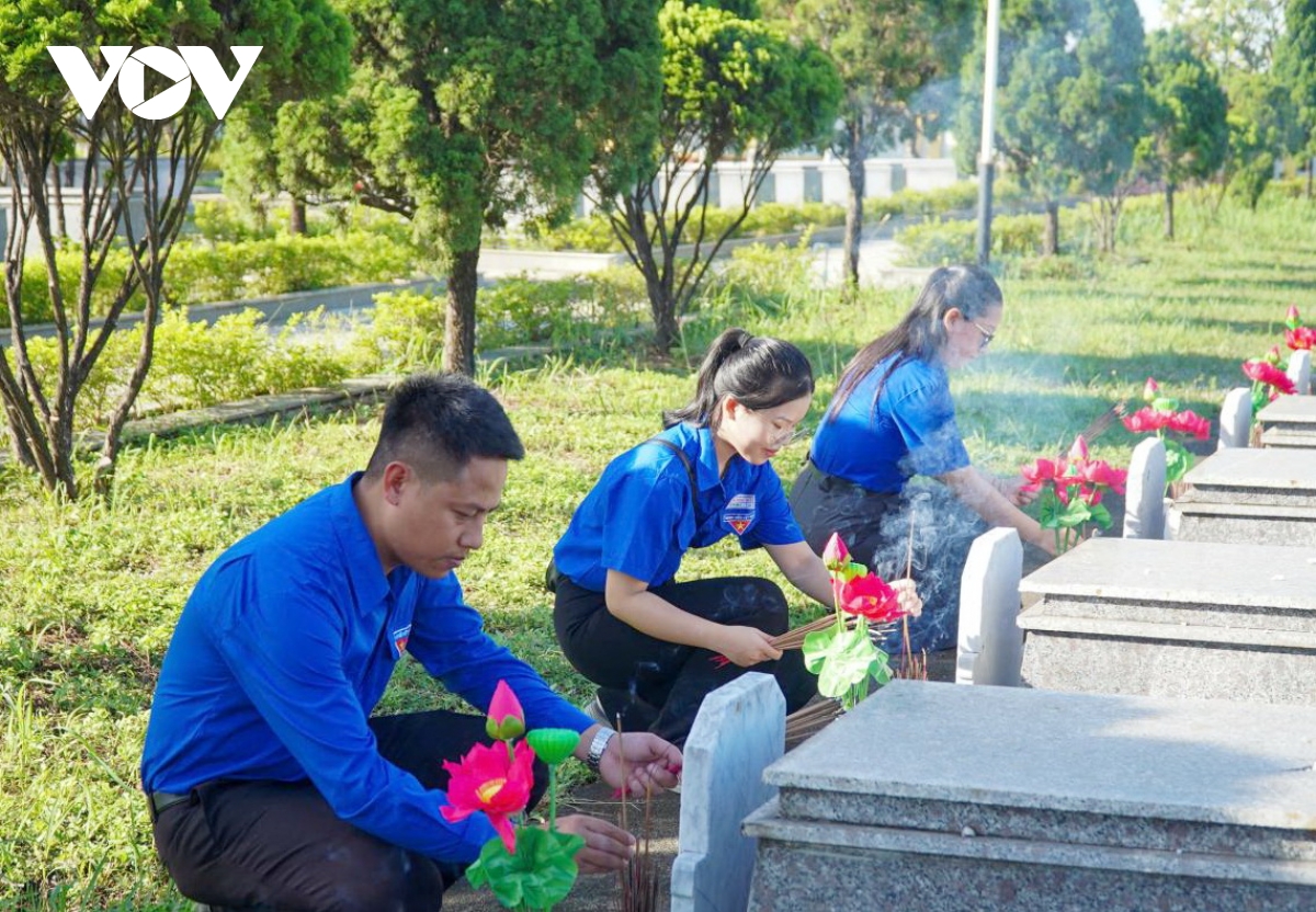 Đà nẵng 120 tỷ đồng thăm hỏi, tặng quà cho người có công dịp 27 7 hình ảnh 3 Da nang 120 ty dong tham hoi, tang qua cho nguoi co cong dip 27 7 hinh anh 3