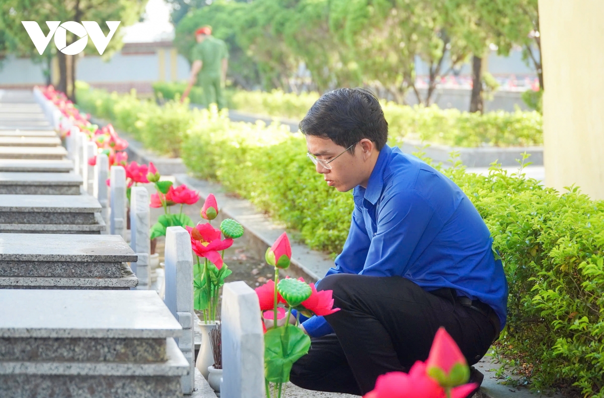 Đà nẵng 120 tỷ đồng thăm hỏi, tặng quà cho người có công dịp 27 7 hình ảnh 4 Da nang 120 ty dong tham hoi, tang qua cho nguoi co cong dip 27 7 hinh anh 4