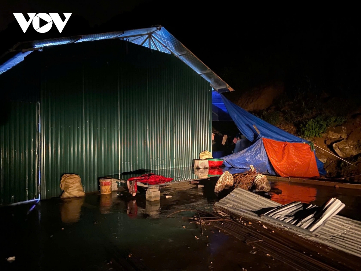 bao so 3 rut ngan 2 3 khoang cach, chi cach quang ninh khoang 70 km hinh anh 73