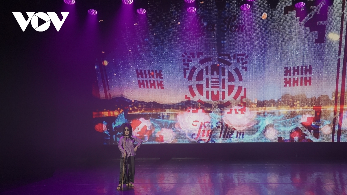 nhung su gia cua san khau le ngoc mang van hoa viet den xu so bach duong hinh anh 5